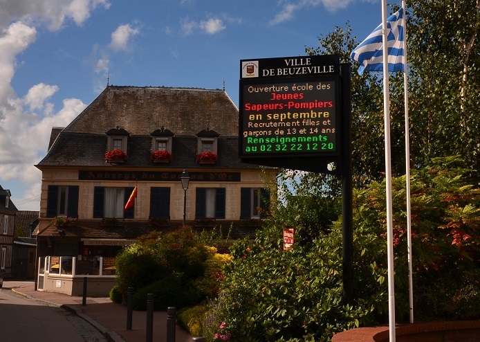panneau daffichage lumineux graphique Vista D Beuzeville