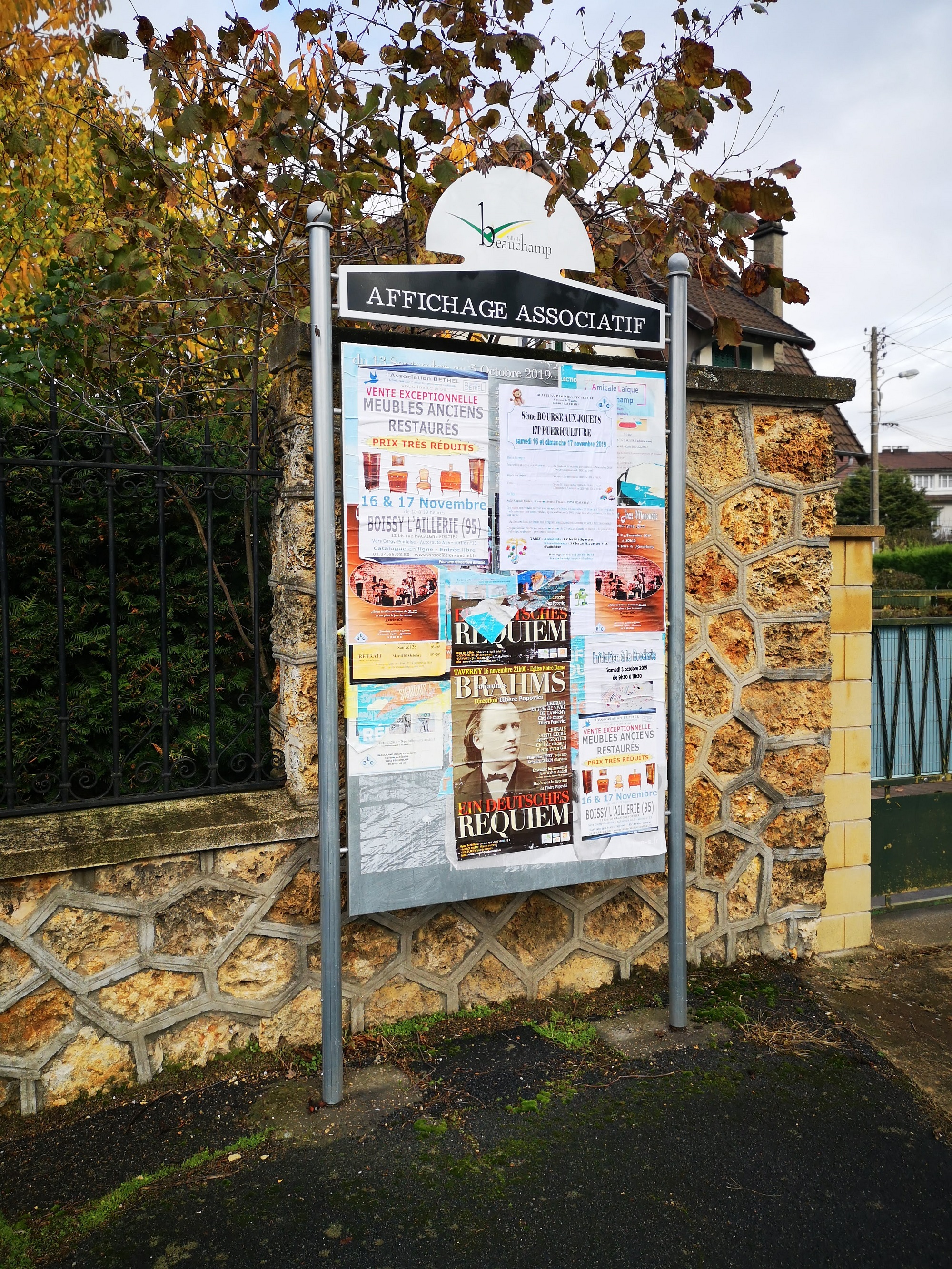 Panneau d'affichage extérieur en bois, panneau d'information